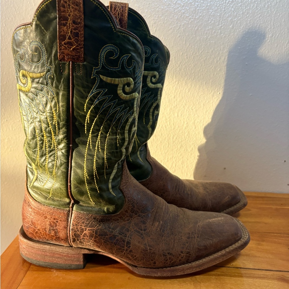 Ariat Brown and Green Men's Boots - Picture 2 of 3
